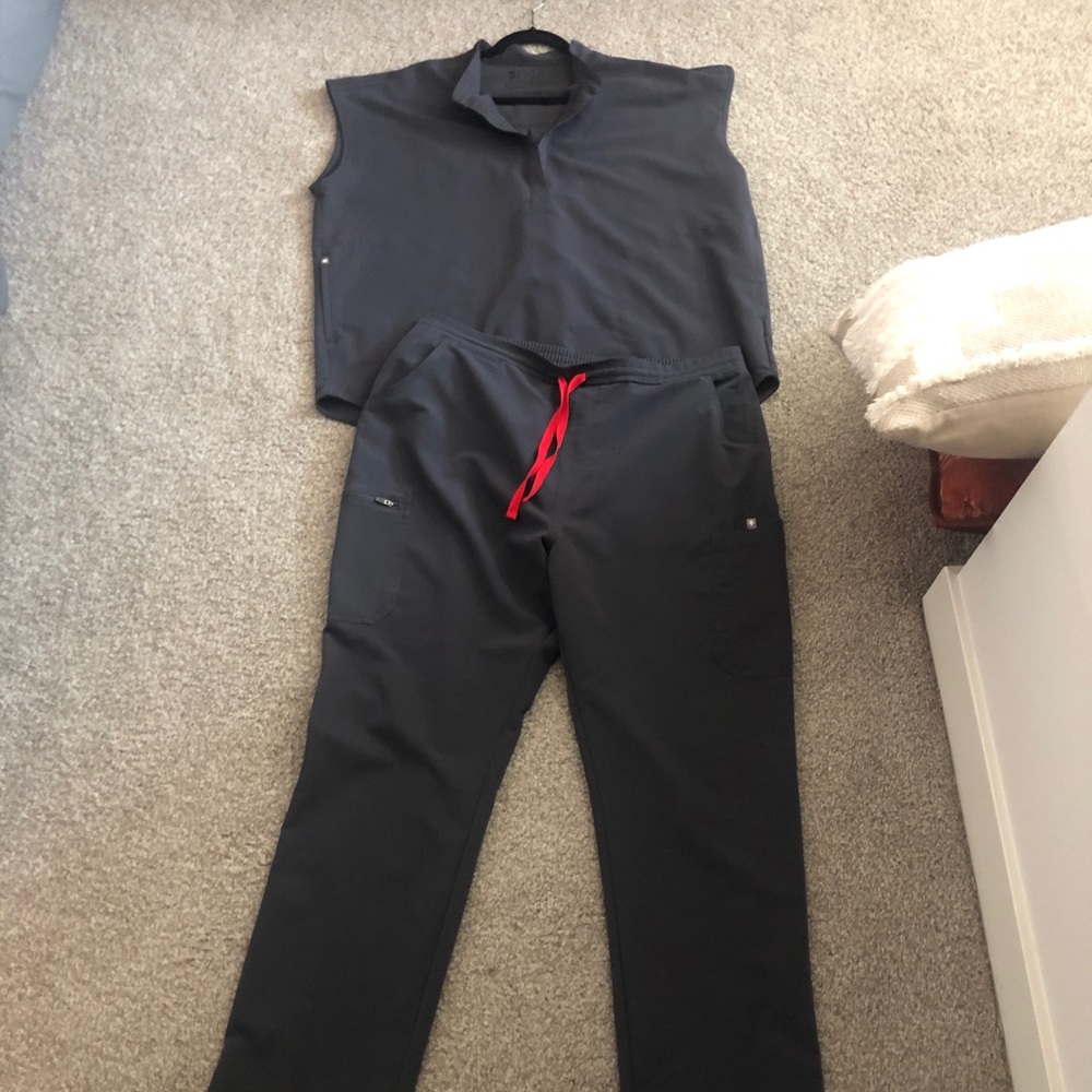 FIGS charcoal TOP ONLY